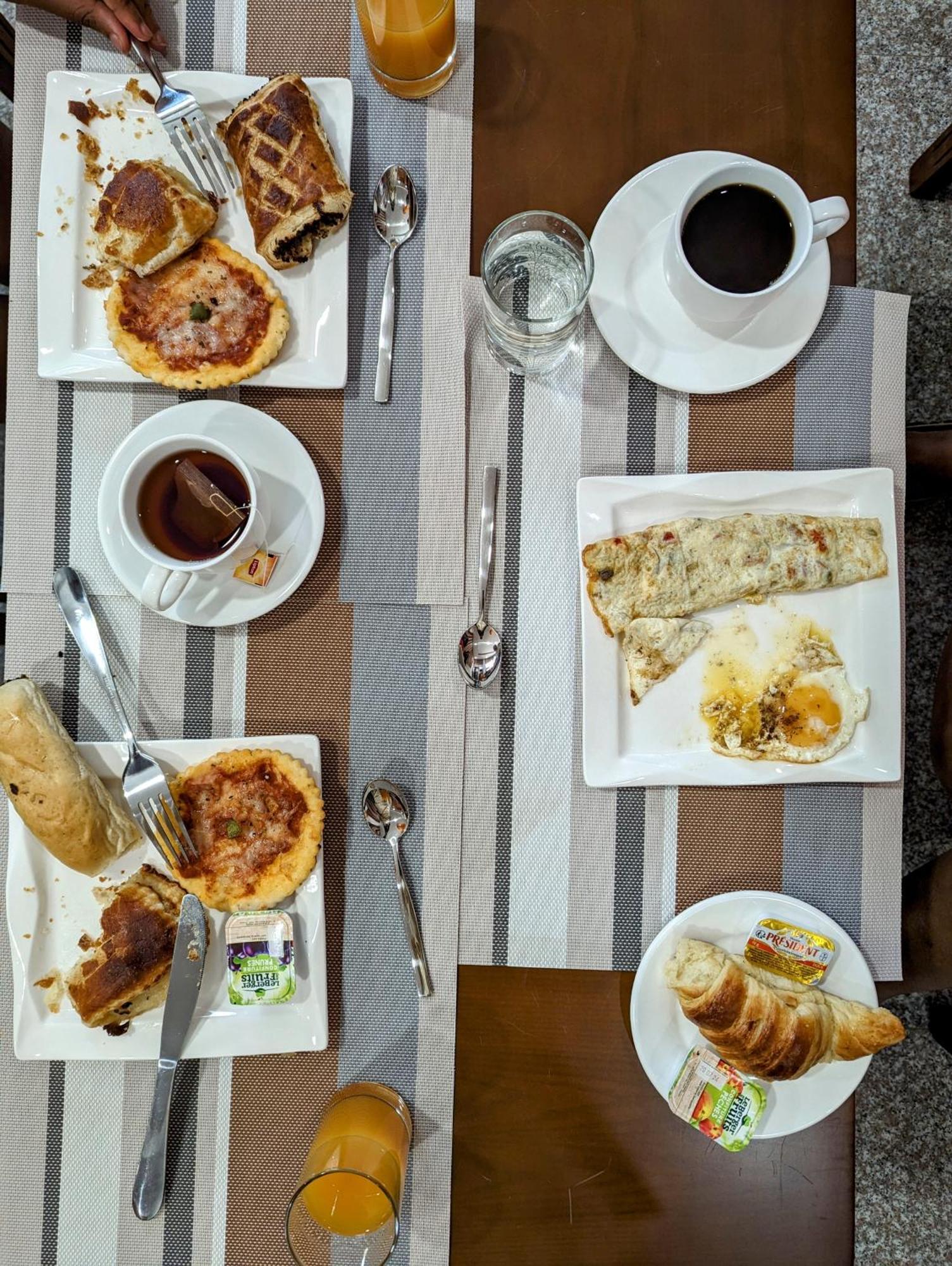 Les Ombrelles Appart'Hotel Cotonou Eksteriør billede